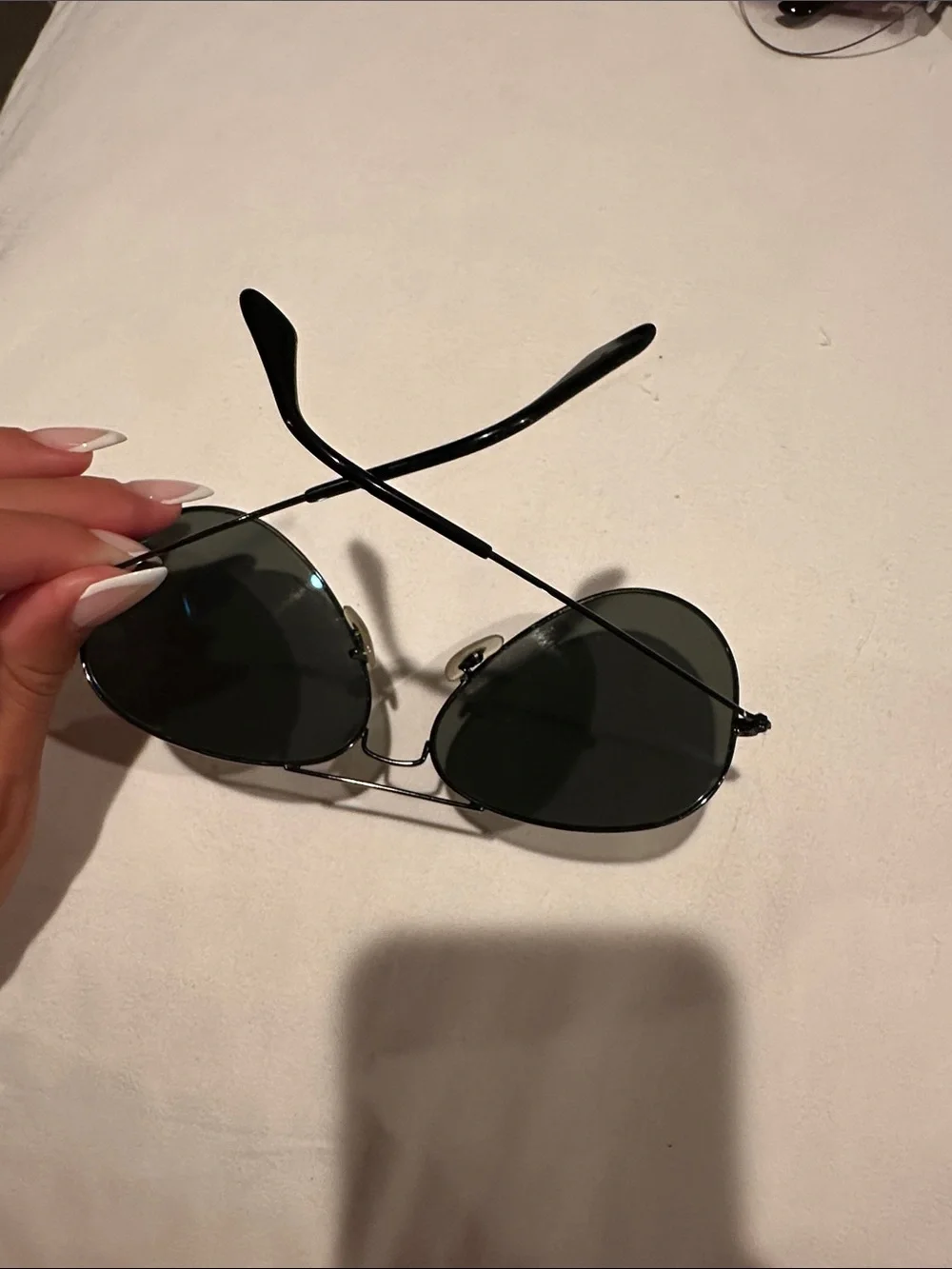 Ray-Ban Black Aviator Sunglasses with Dark Green Polarized Lenses